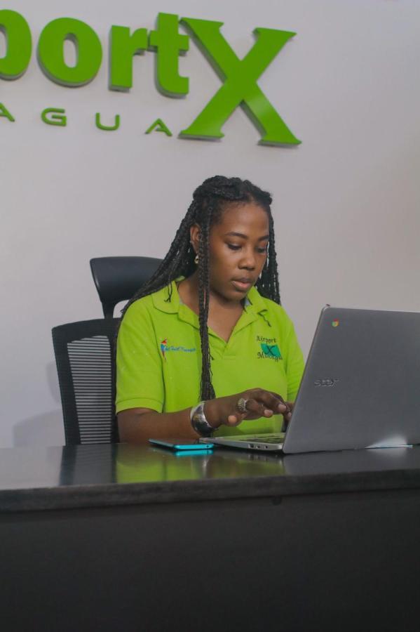 Airport X Managua Hotel Екстериор снимка