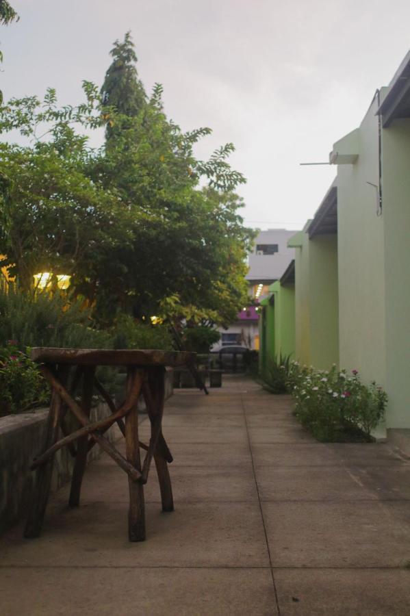 Airport X Managua Hotel Екстериор снимка