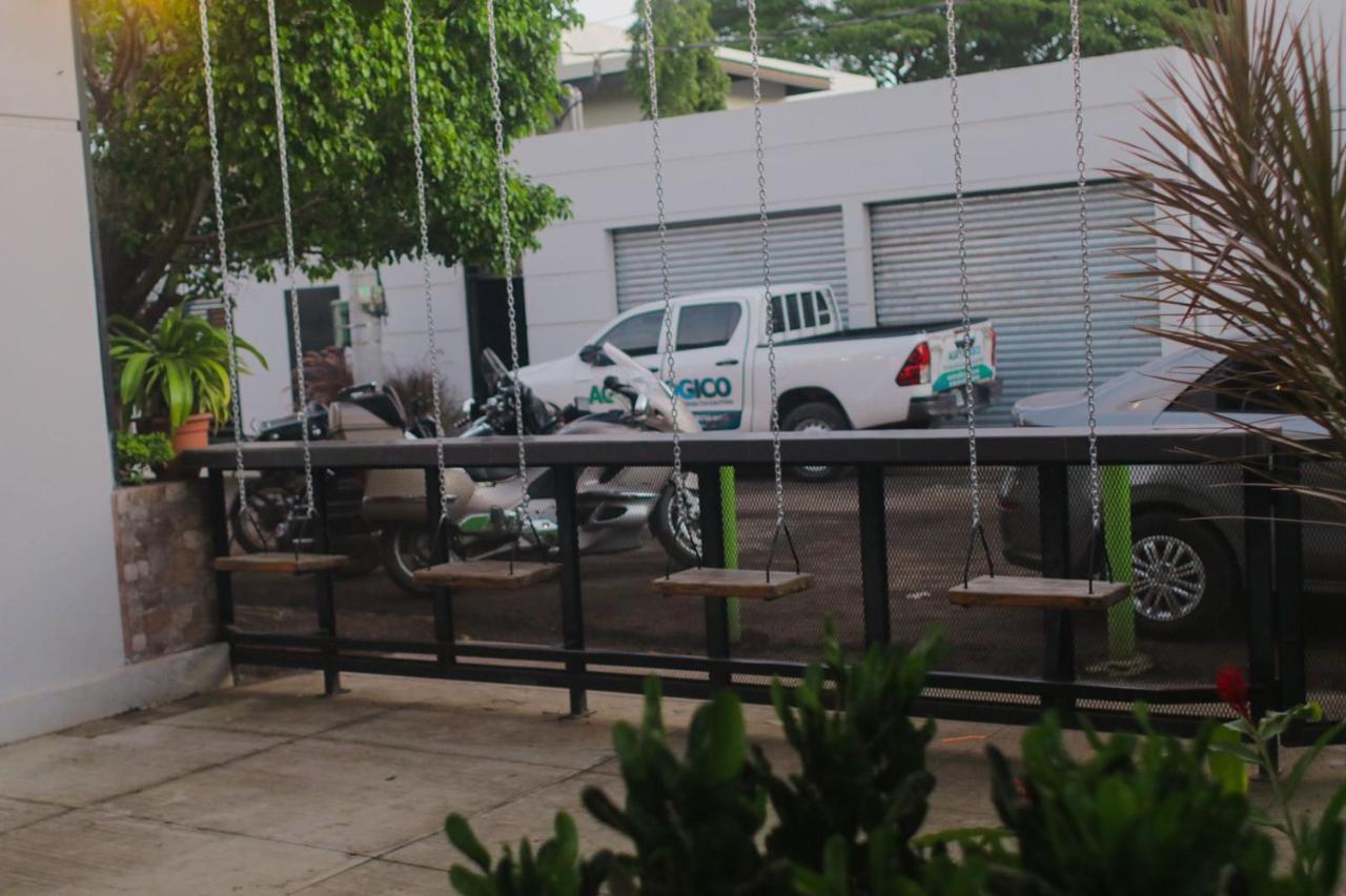 Airport X Managua Hotel Екстериор снимка