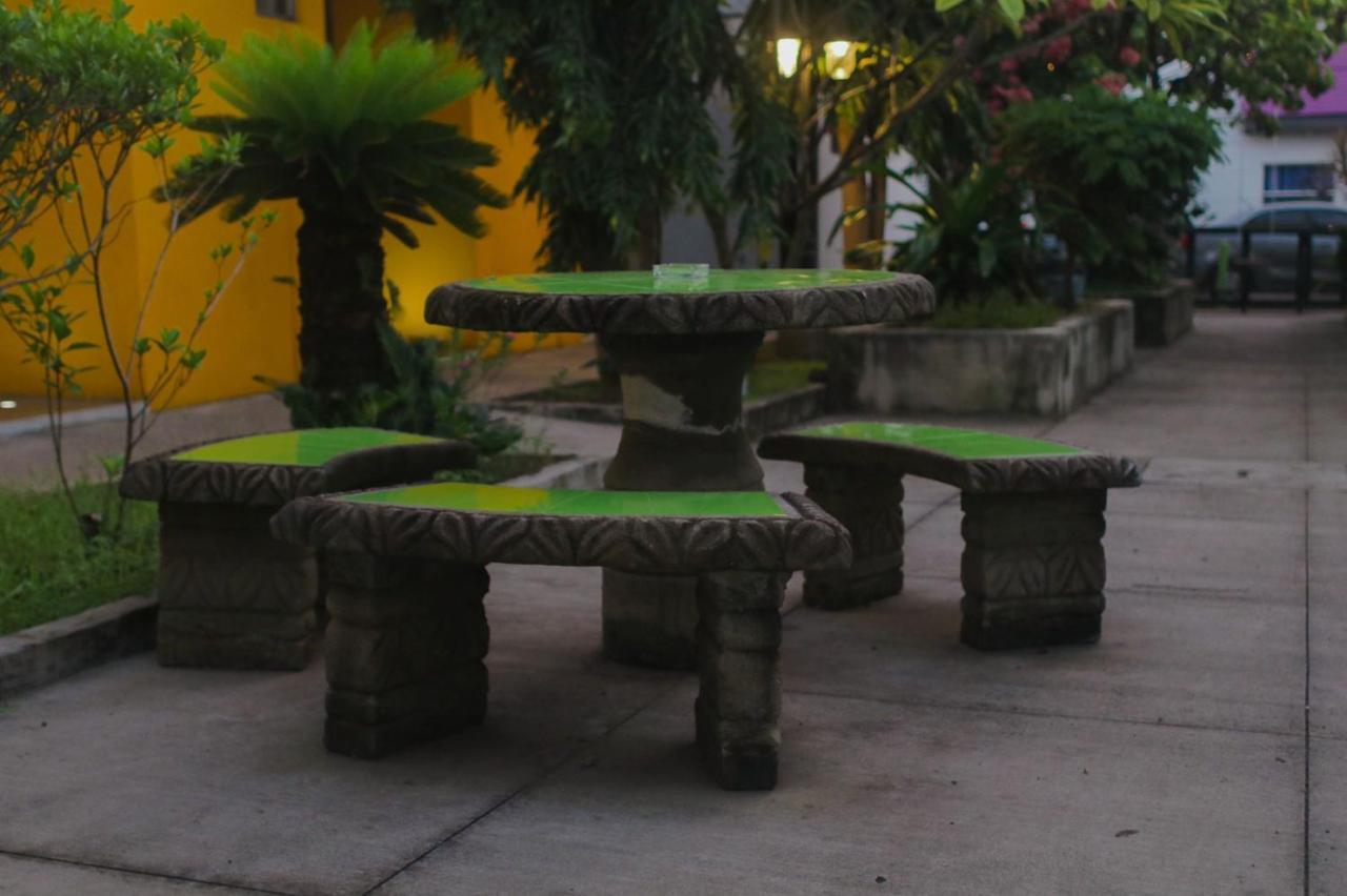 Airport X Managua Hotel Екстериор снимка