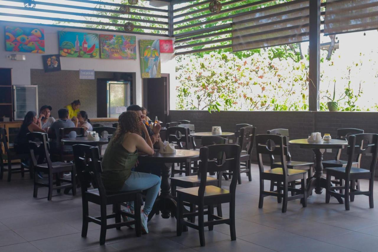 Airport X Managua Hotel Екстериор снимка