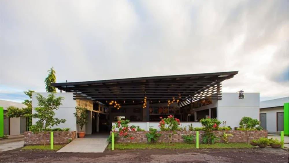 Airport X Managua Hotel Екстериор снимка