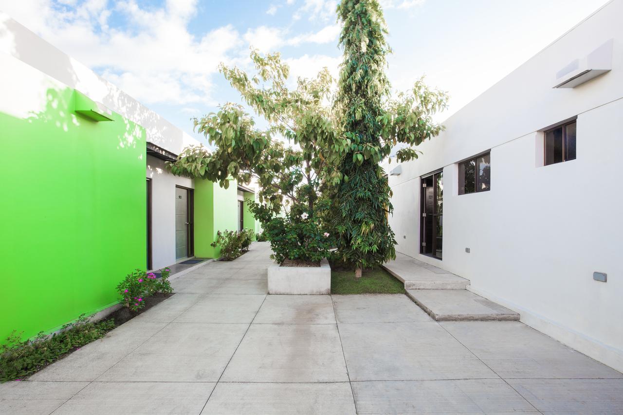 Airport X Managua Hotel Екстериор снимка